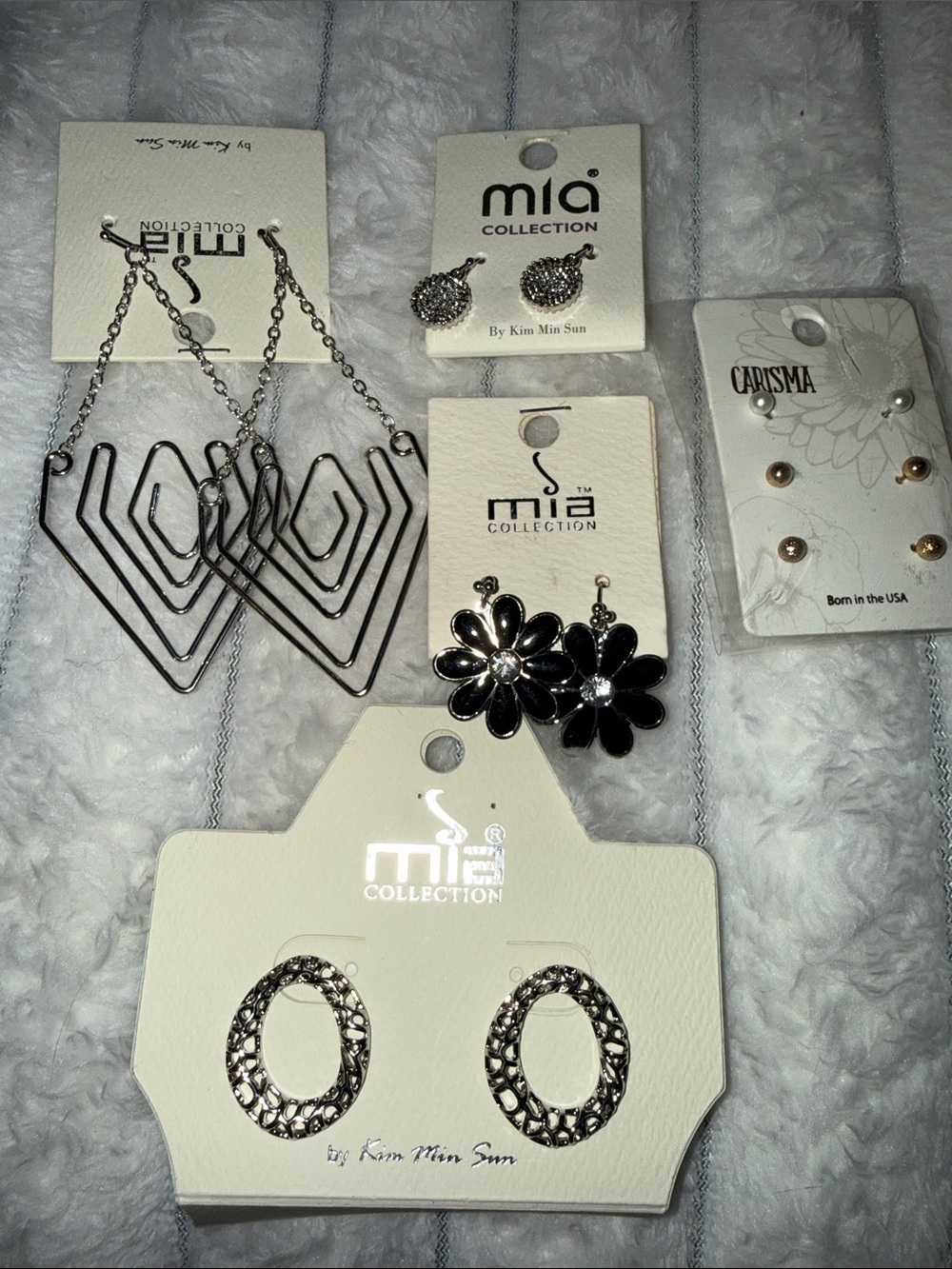 5 set Mia Collection Silver Tone Earrings & Necklace Set - Floral & Geometric